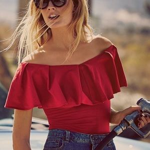 💋💋 Free People Tula Off-Shoulder Fitted Top